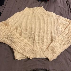 SOLD LOVE CHANGE ♥️cream colored sweater ♥️ women’s ♥️ size large
